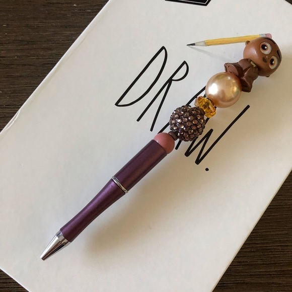 Disney Doorables: Star Wars: Mace Windu handmade beaded pen - Picture 2 of 3